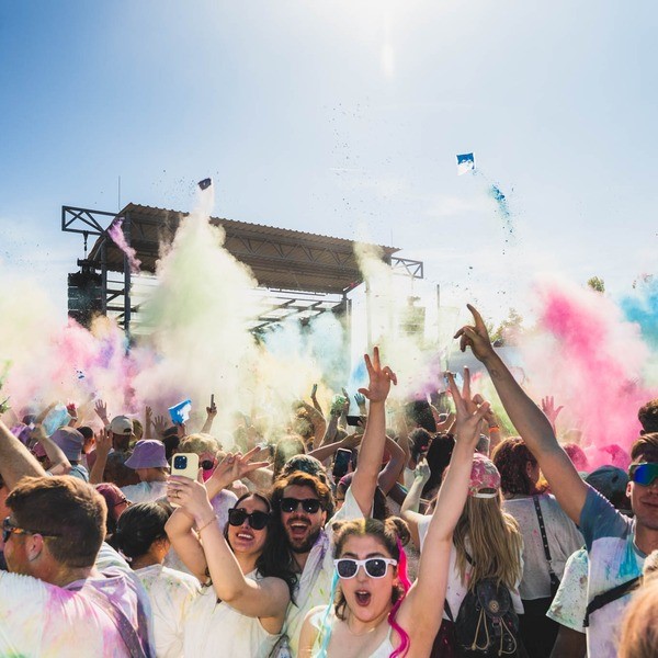 Holi Festival of Colours 2027 in Leverkusen und Dortmund: Azubi-Ticket für 13,99 € statt 19,99 €