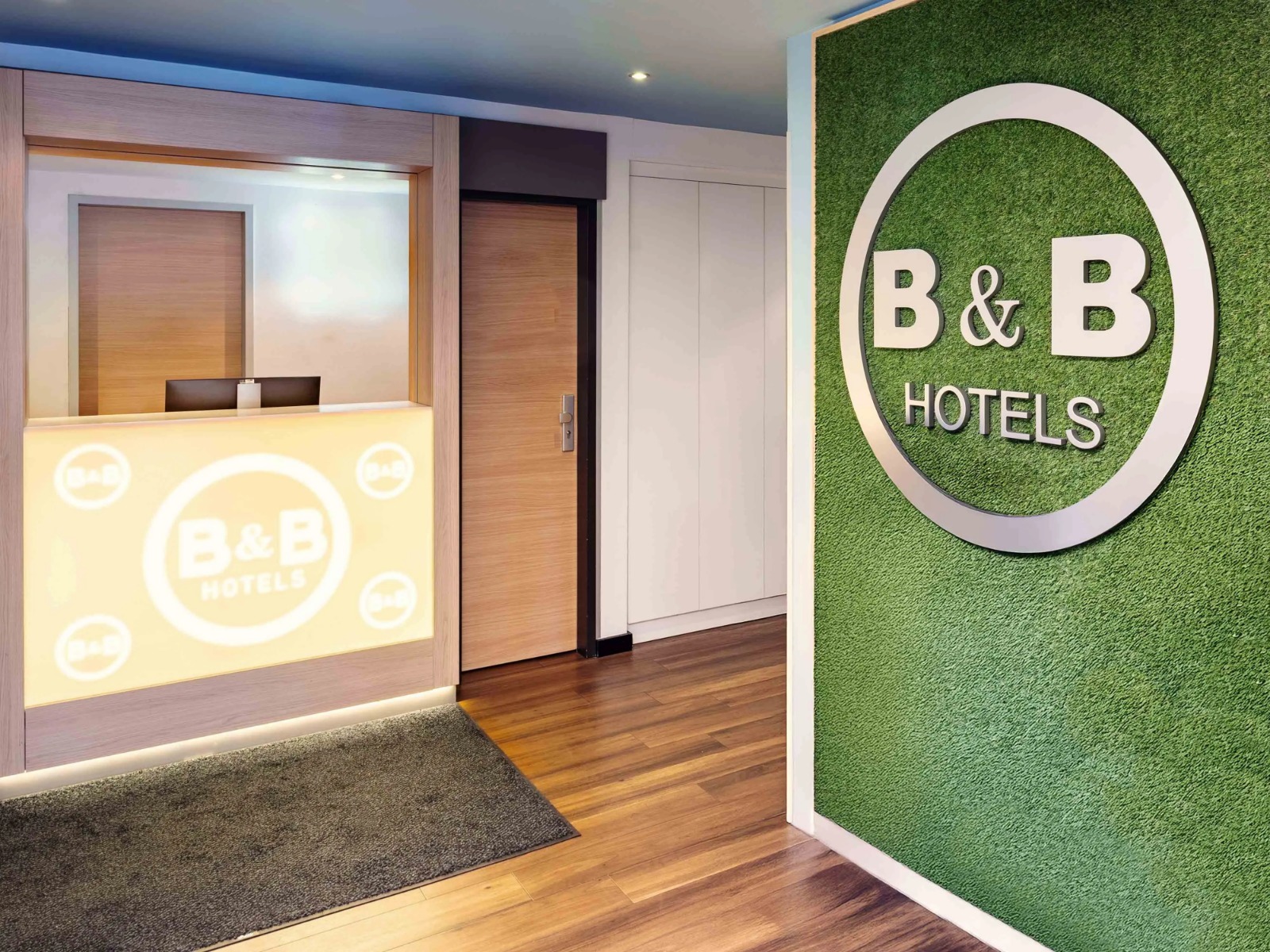 Logo B&B